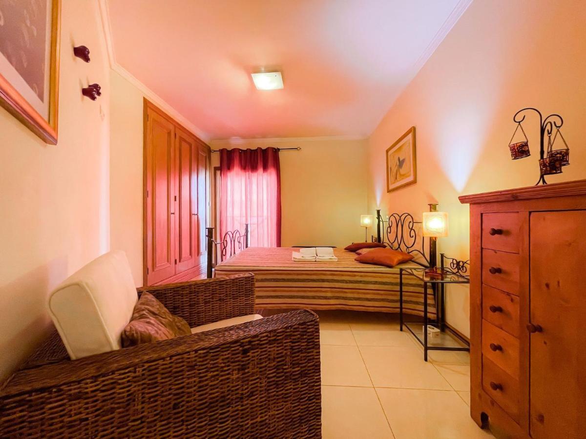 Apartment Old Town Center Albufeira Walk To Beach Eksteriør bilde