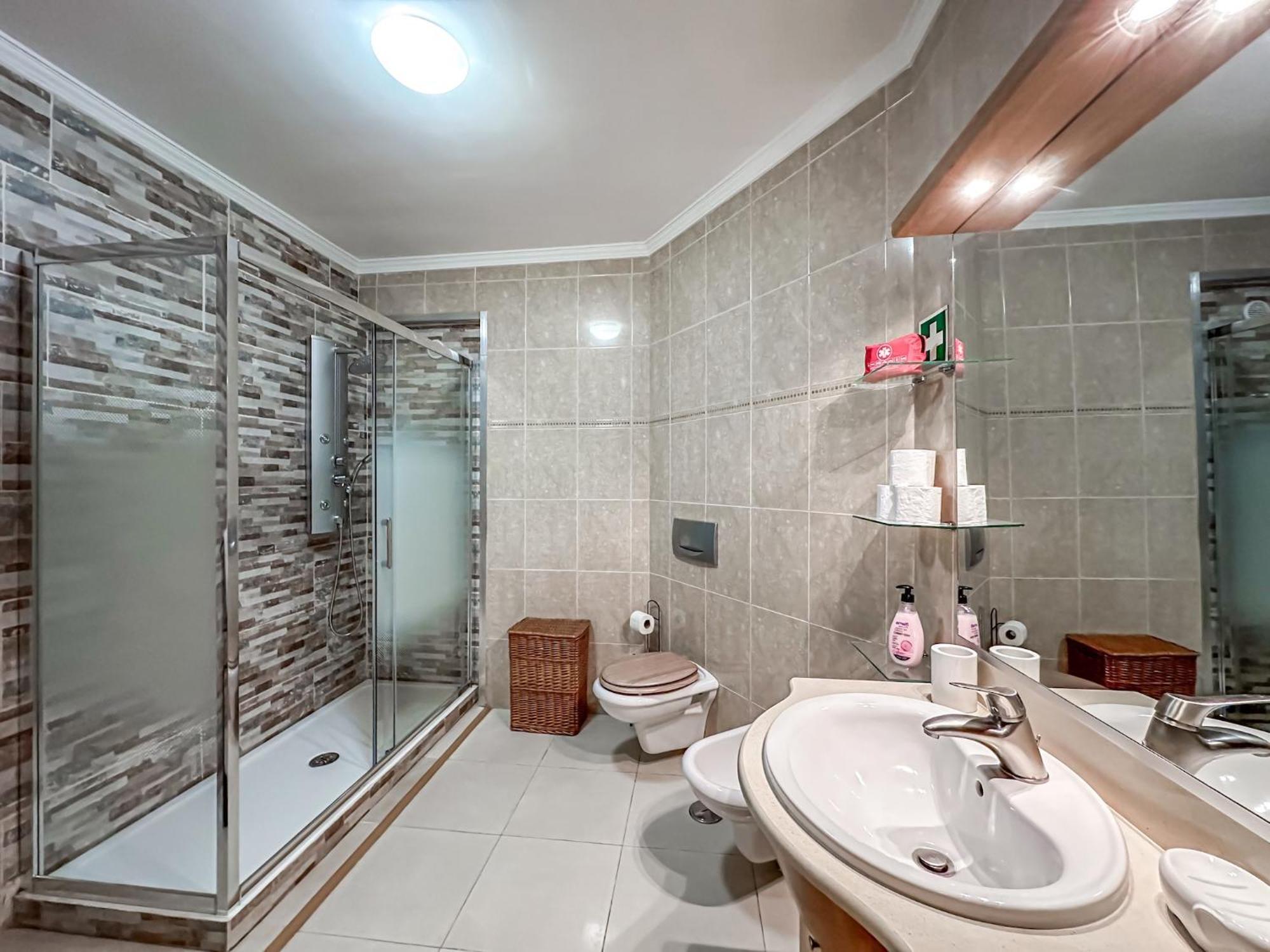 Apartment Old Town Center Albufeira Walk To Beach Eksteriør bilde